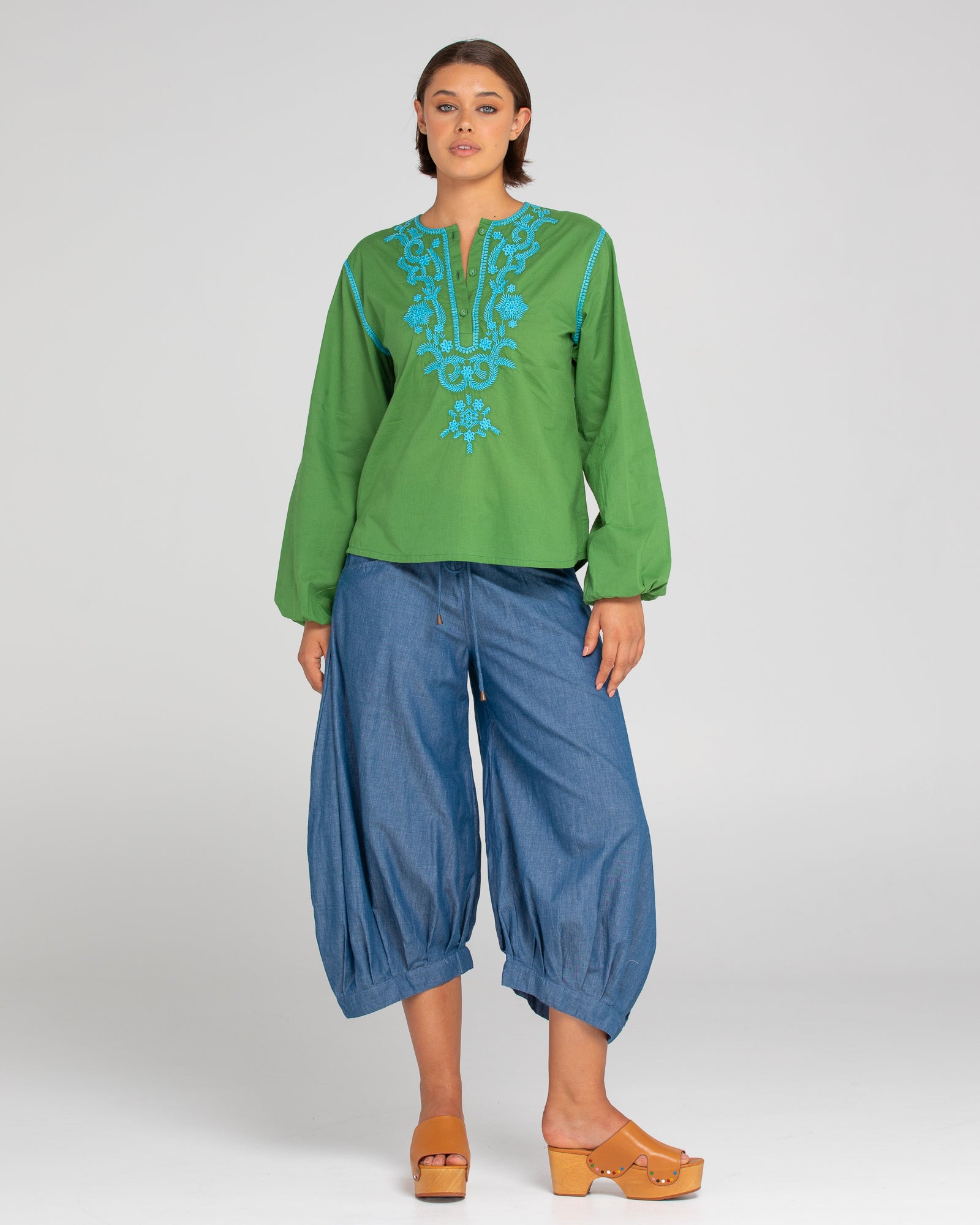 Jadu Shirt - Embroidered Green