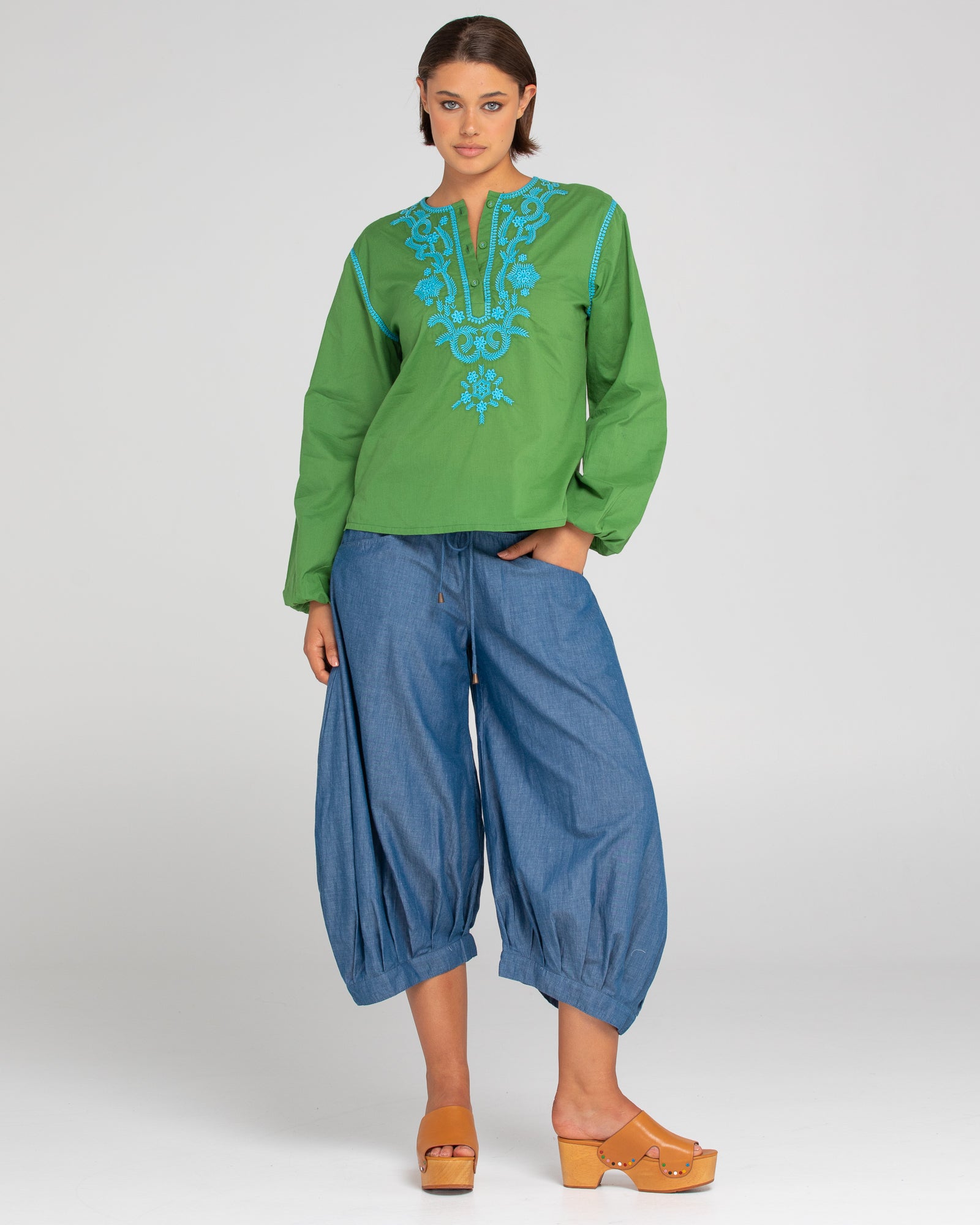 Jadu Shirt - Embroidered Green