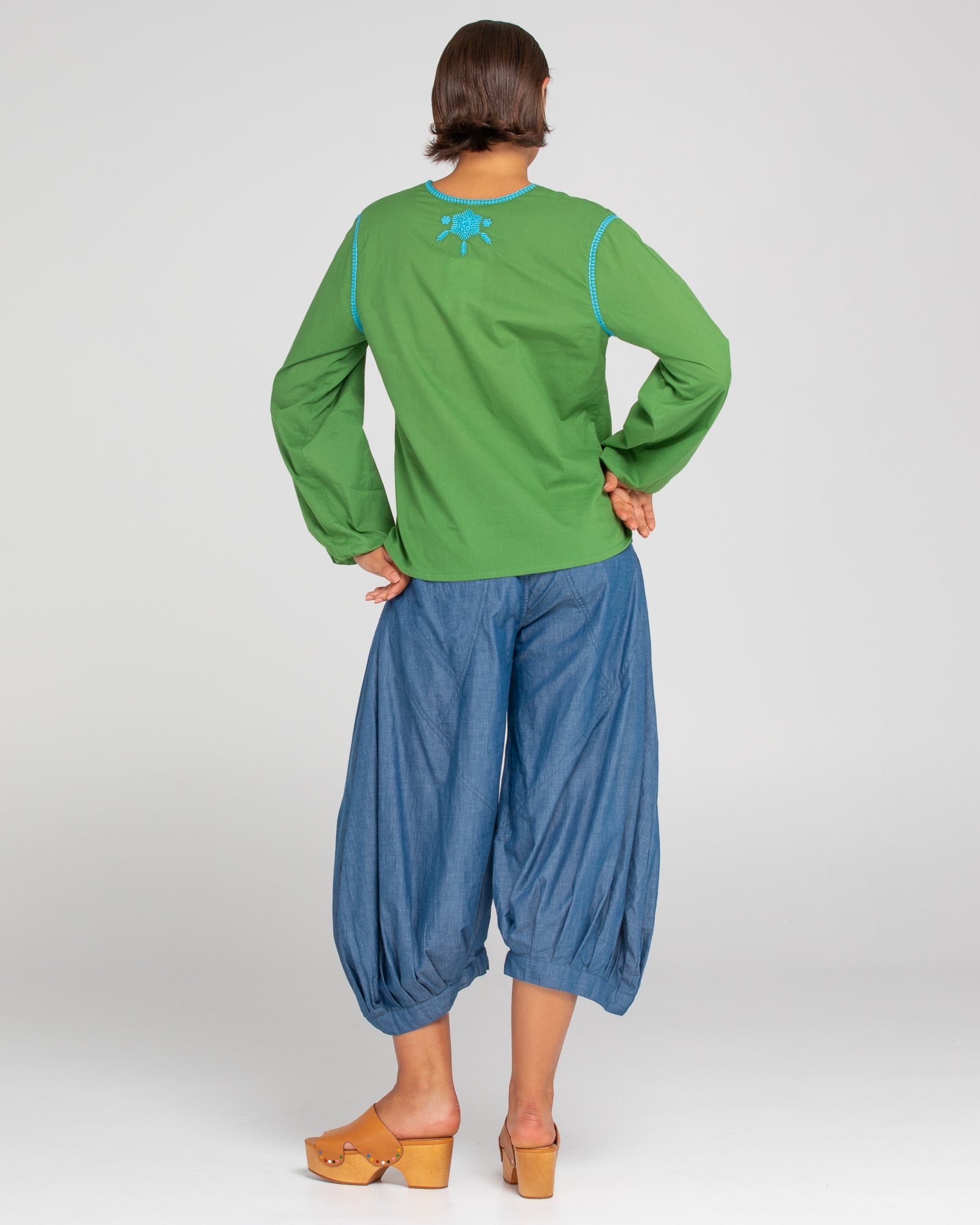 Jadu Shirt - Embroidered Green